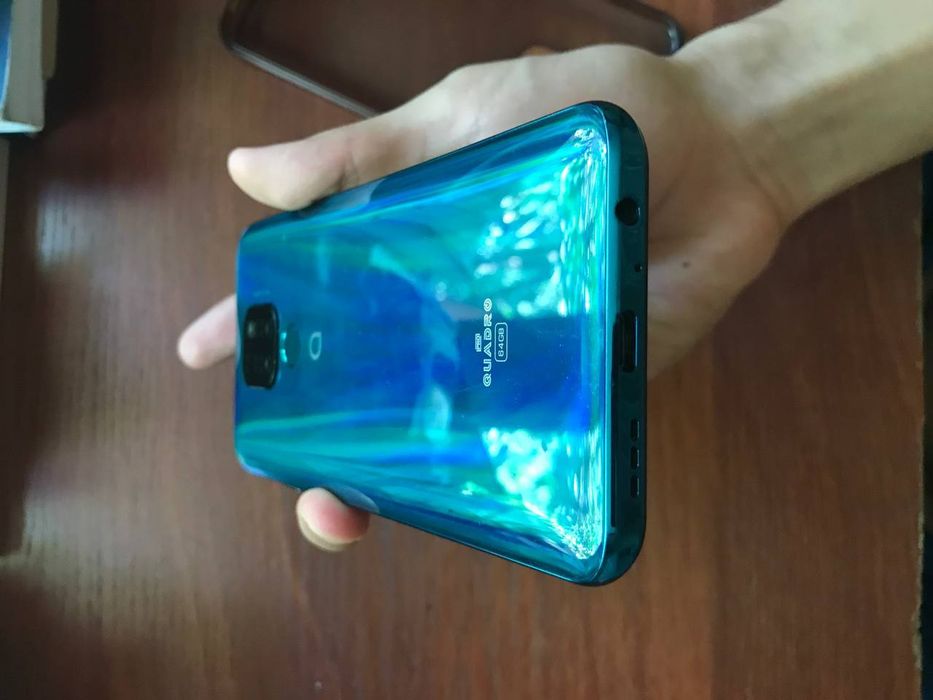 Telefon Sotiladi Artel Quadro Pro