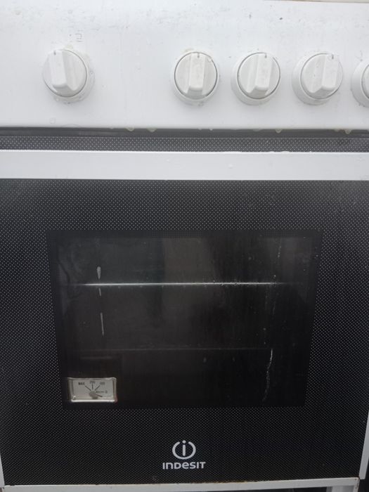 Газ плита Indesit