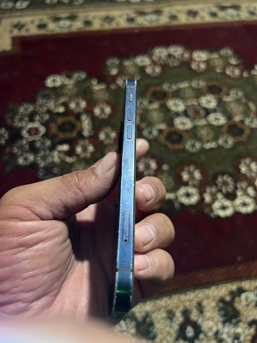 Iphone 12 sotiladi