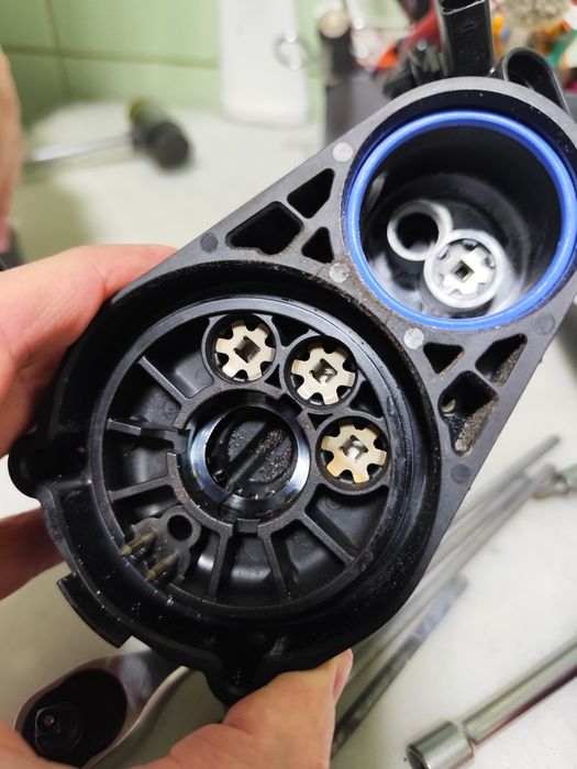 Compresor perne VW Touareg 7P Cayenne 958 Macan Panamera - reconditionare cu piese noi