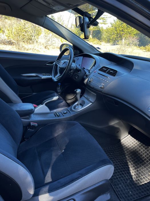 Honda Civic VIII бензин 1.8 i-VTEC