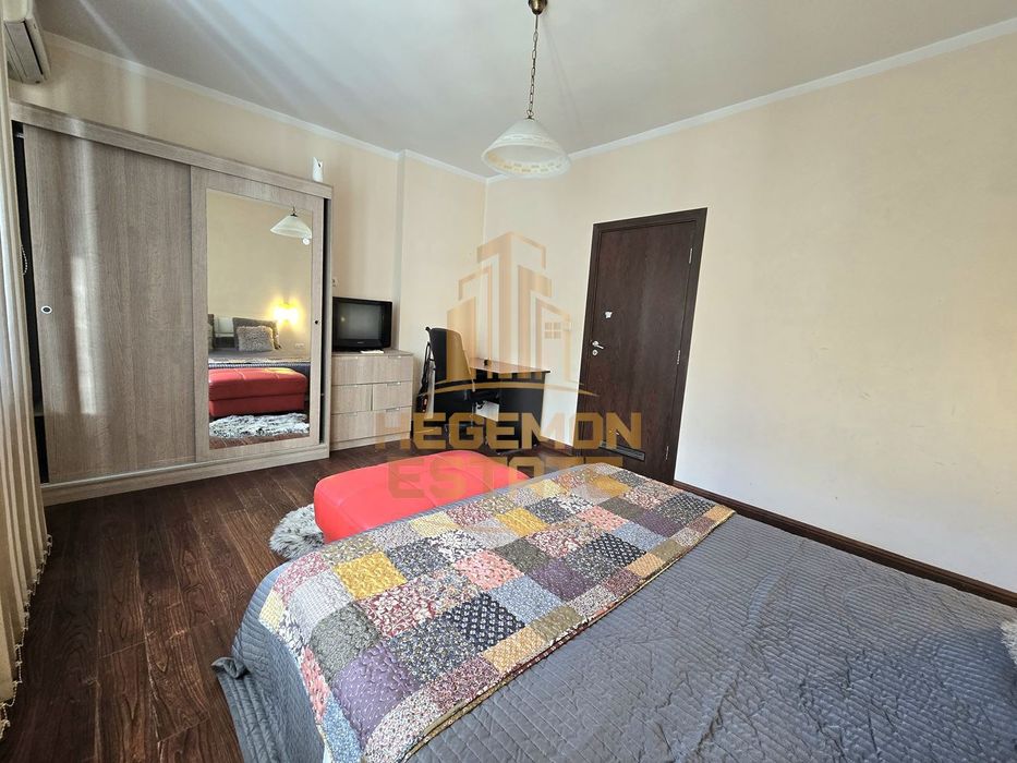 Продава се Четиристаен апартамент в Варна, Център - 120 кв.м за 1530 €/кв.м - Снимка #6