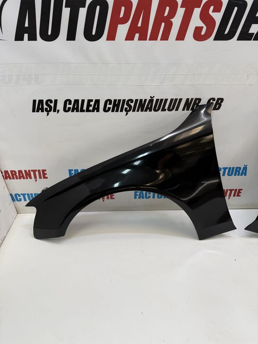 Aripa fata stanga dreapta Audi A4 B8 negru neagra LZ9Y Originale