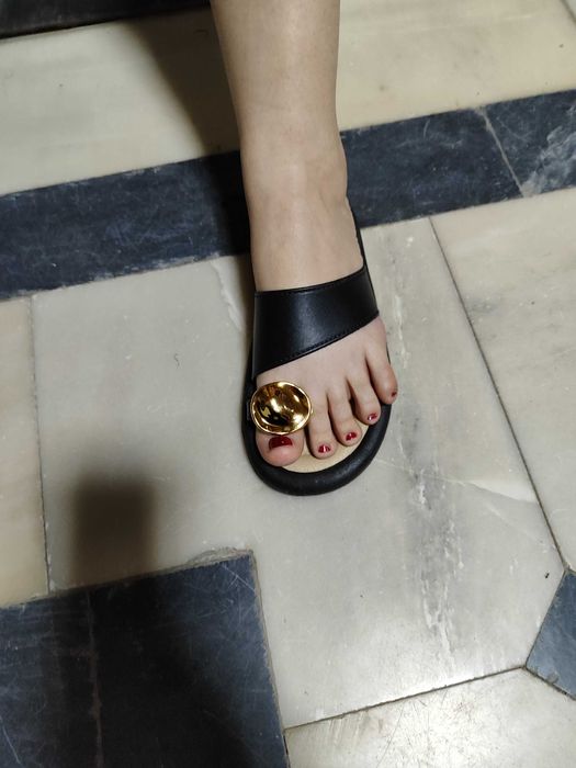 Шлепанцы новое тапки