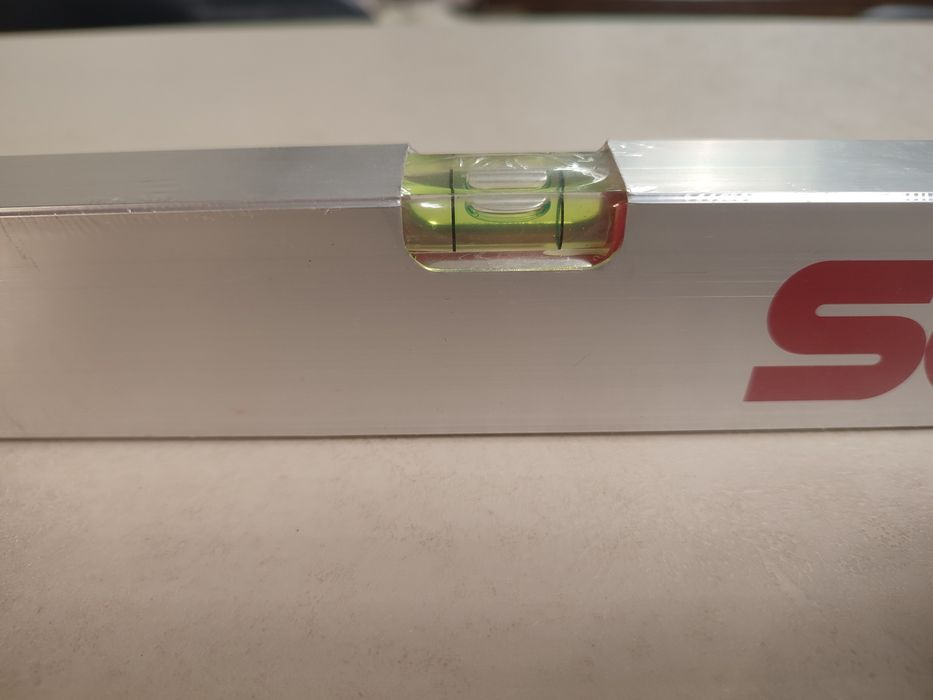 Алуминиев нивелир Sola AZB 60см