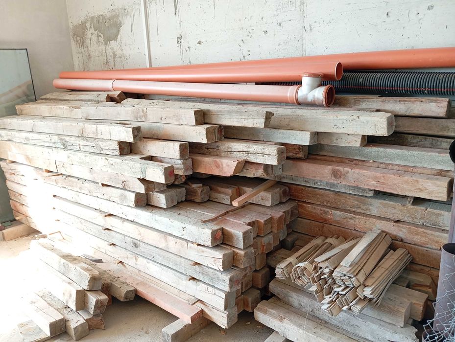 Намалена цена!!! Дървени греди и шперплат за кофраж