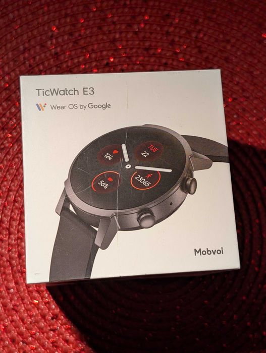 Smartwatch TicWatch E3 WearOs dual processor, impecabil, complet