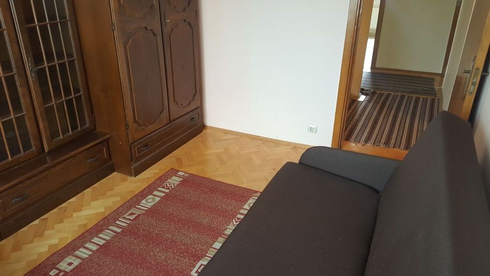 Persoana fizica inchiriez apartament 3 camere, decomandat, zona Iulus Mall FSEGA,strada Slatina,Marasti,