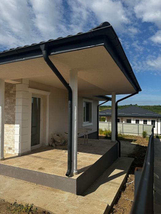 Casa plan parter 95 mp,HLINCEA,teren 340 mp.