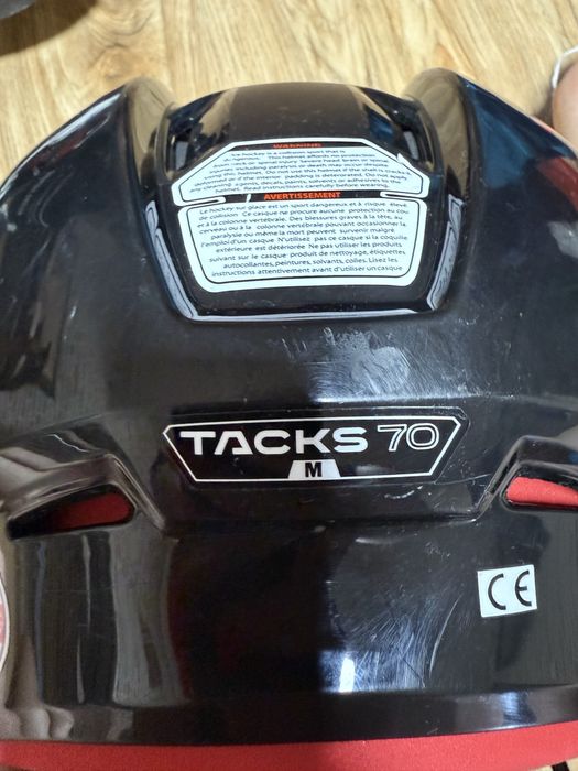 Шлем хоккейный фирмы ccm