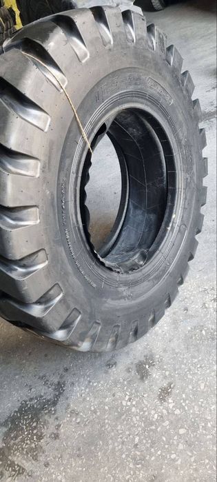 Шина размер 17.5-25 XCMG