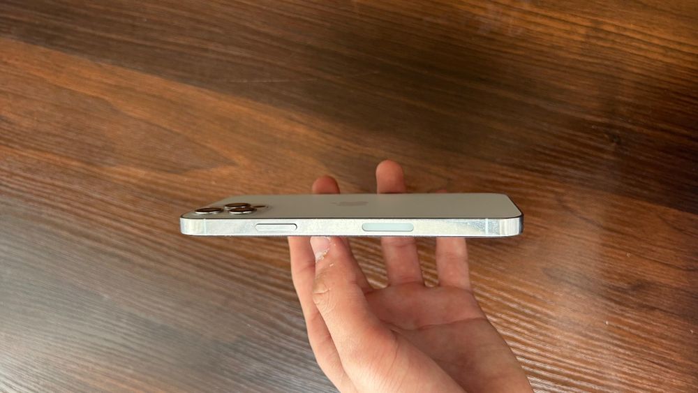 Айфон 12pro/128/72