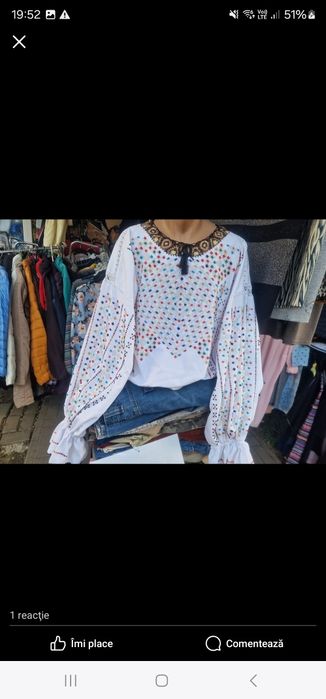 Camasi Traditionale cu margele cusute manual disponibile pe marimi