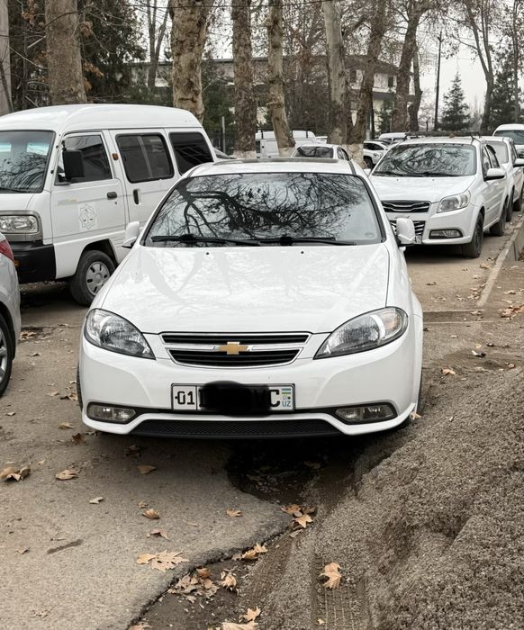 Gentra sotiladi 2018 yil noyabr 81 000 km tozza