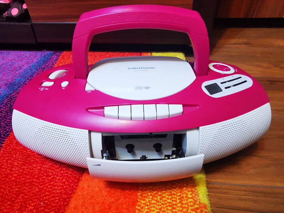 Combina Cd Radiocasetofon Grundig