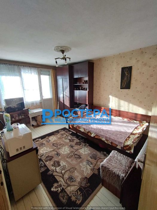 Район Пазара!!! Четиристаен Тухлен Апартамент!!! Етаж Трети!!!