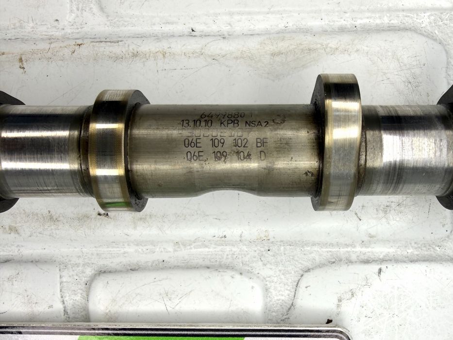 Разпределителен вал AUDI 3.0TFSI 06E109102BF 06E109104D 06E109571D