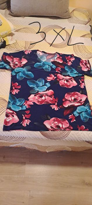 Запазени блузи. Голям размер