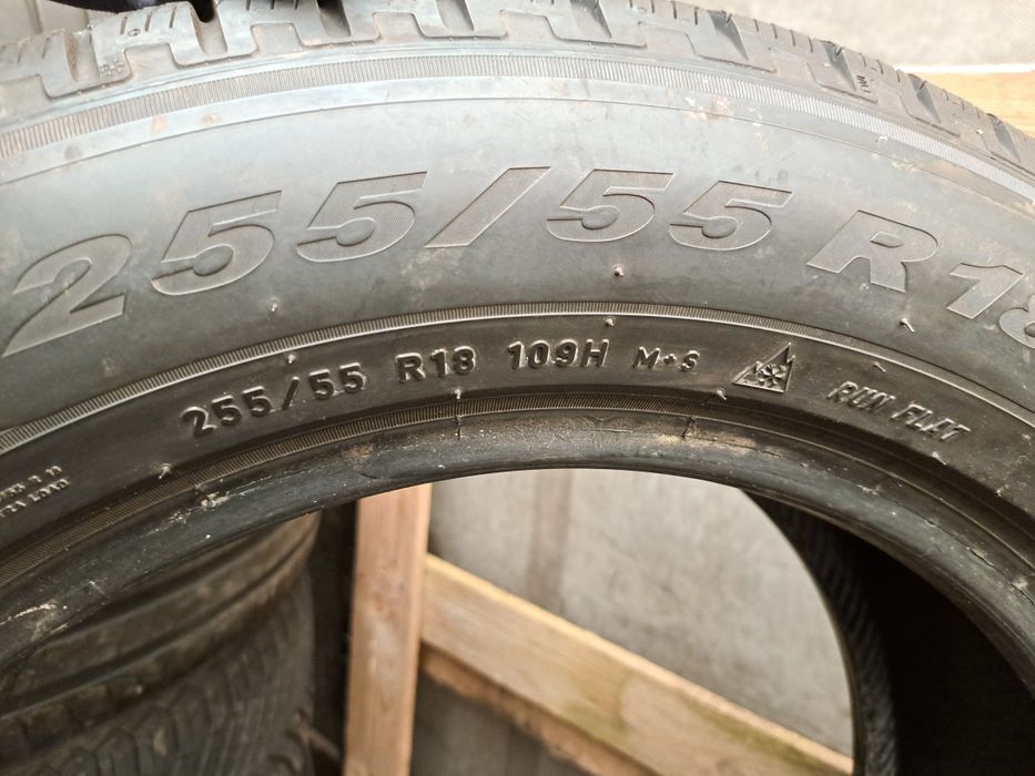 4 anvelope 255/55 R18 Pirelli runflat