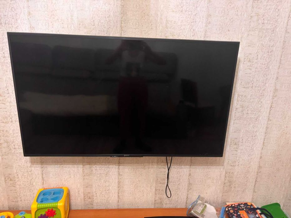 Телевизор Sony бу с дефектом экрана