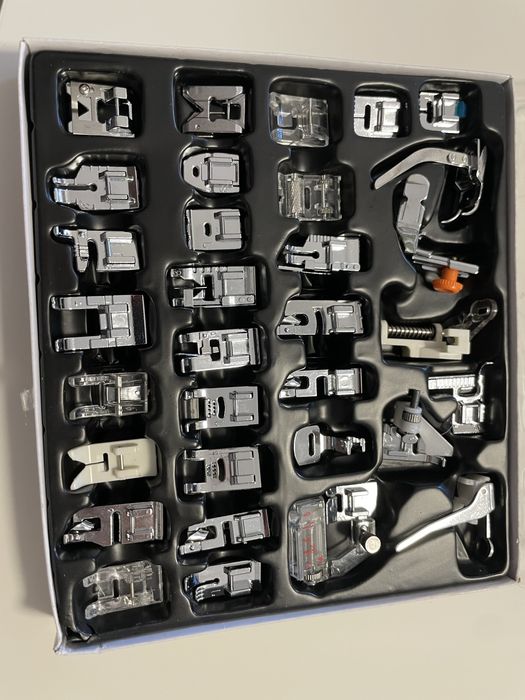 Masina de cusut si brodat Brother M280D