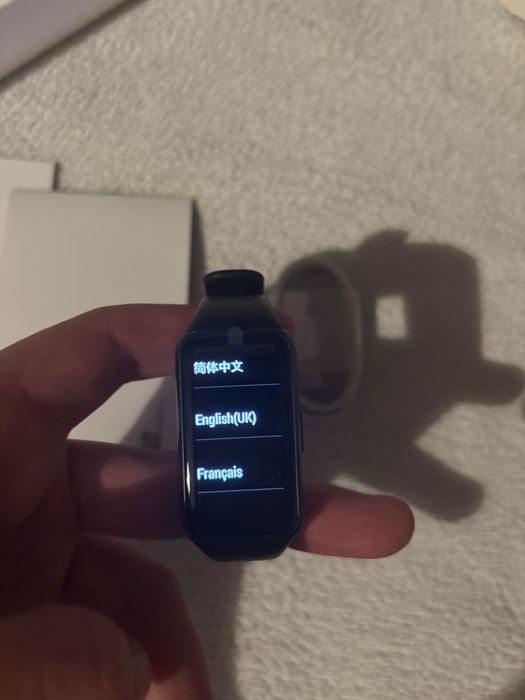 Смарт часовник Huawei Band 6