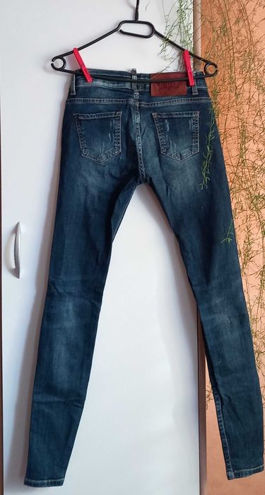 Oригинални дамски дънки DSQUARED2