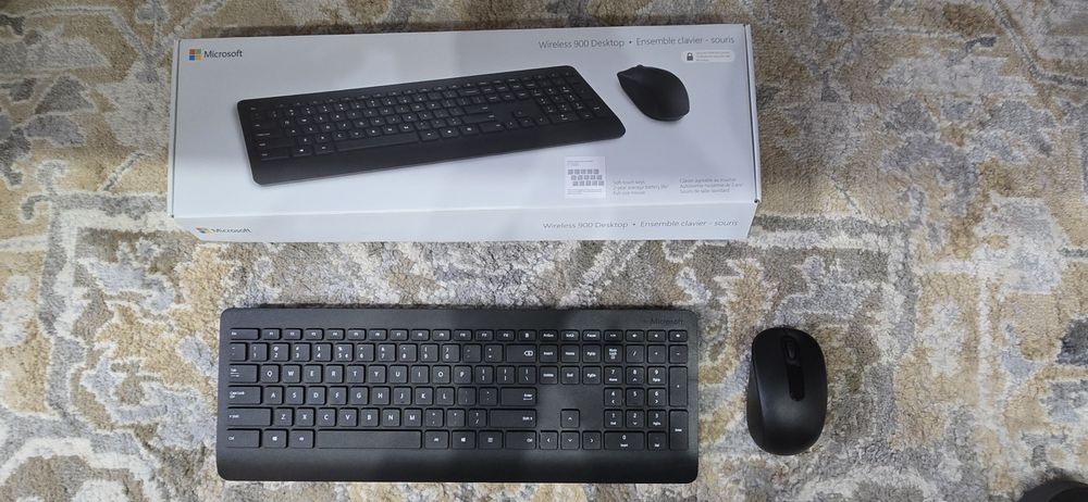 Kit Tastatura + Mouse Microsoft Desktop 900, Wireless, Negru