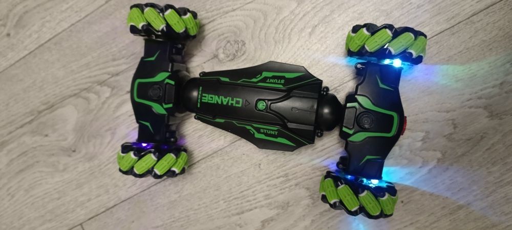 Машинка управление на джойстике