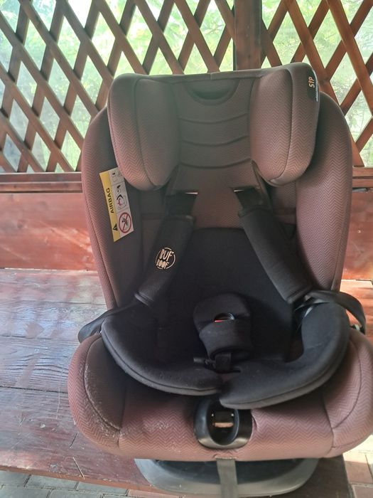 Scaun auto BufBoof ,sistem isofix, 0-36 kg .