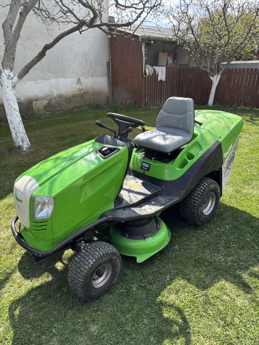Tractoras de tuns iarba viking