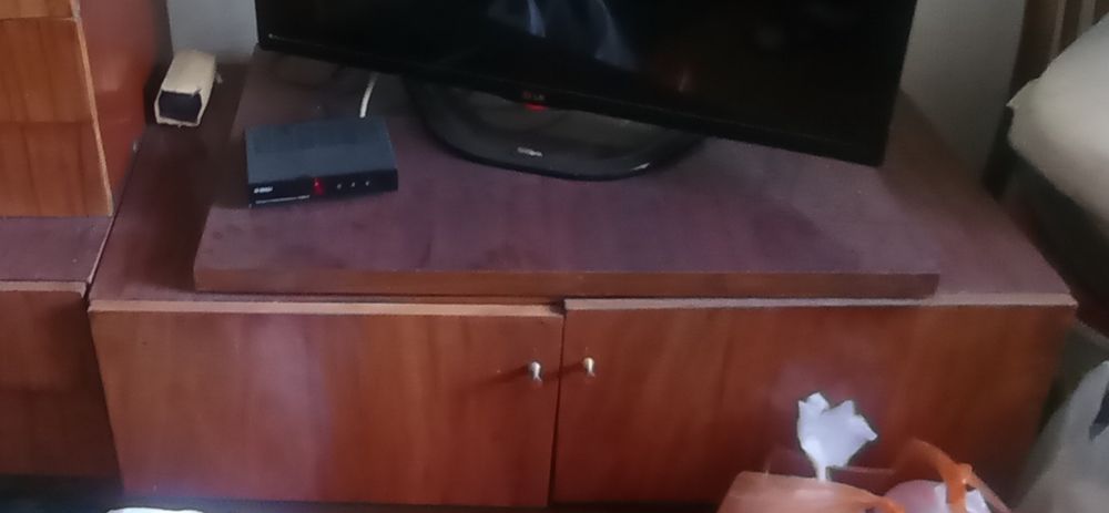 Большой  шкаф.   продать срочно