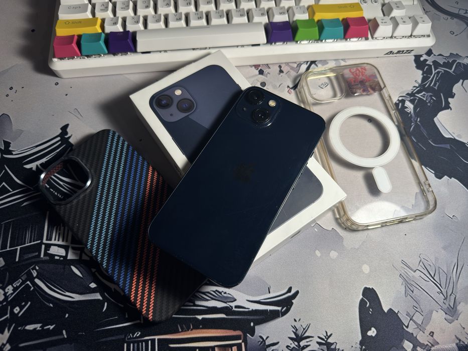 Продам iPhone 13 128gb 9/10