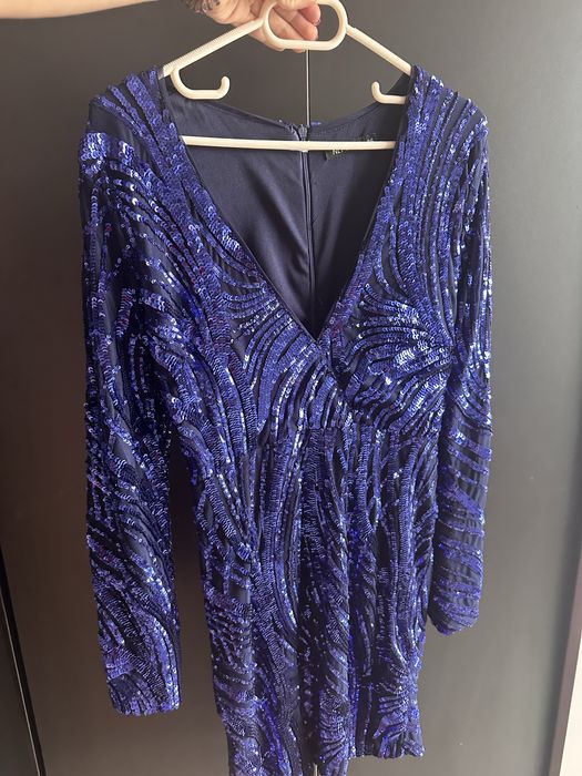 Страхотна рокля с пайети