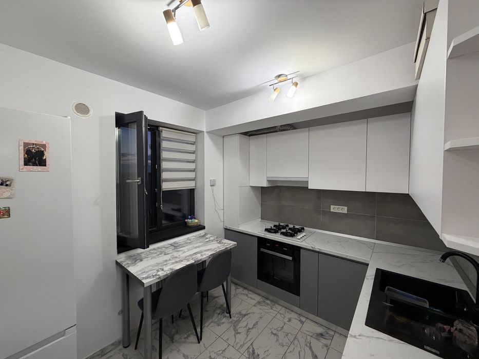 Proprietar,inchireiez apartament.