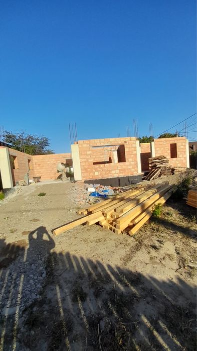 Echipa de constructii construim case de la 0 !