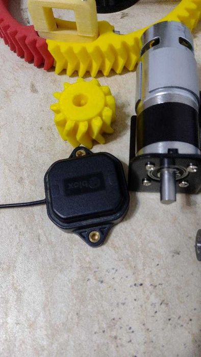 Gps agricol cu autoghidare de precizie  cu baza RTK inclusa in pachet