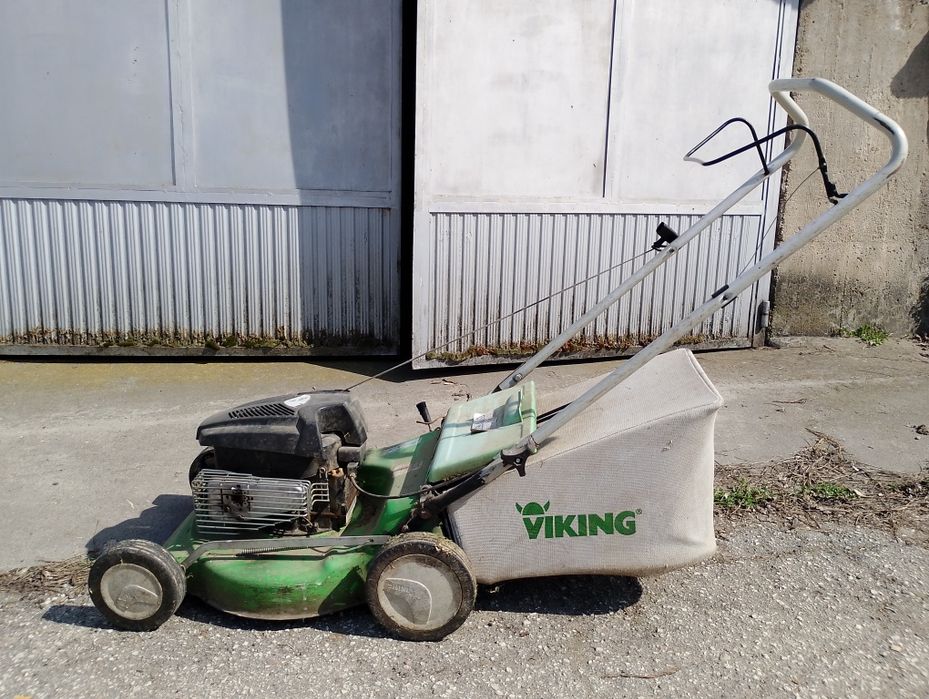 Бензинова косачка