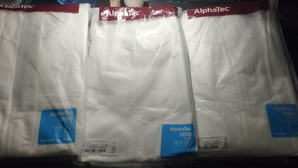 Combinezoane protecție/8 lei