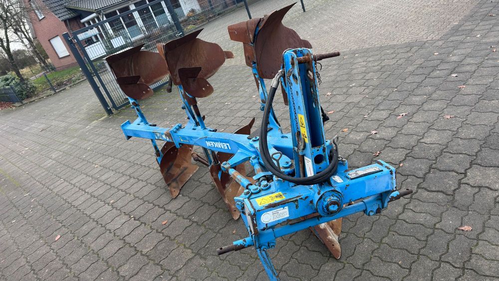 Lemken Opal 110 Claas Arion, Case Puma, John Deere