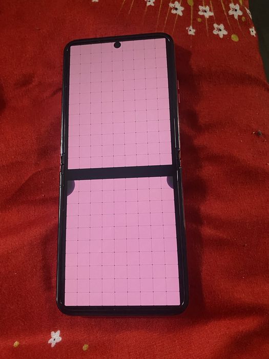 Vând Motorola Razr 40 Ultra