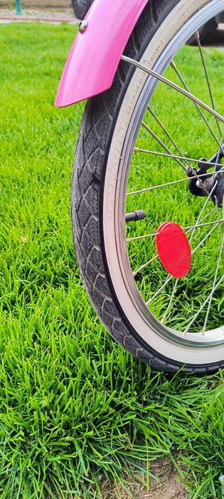 Bicicleta B-Twin 20" cu schimbator de viteze