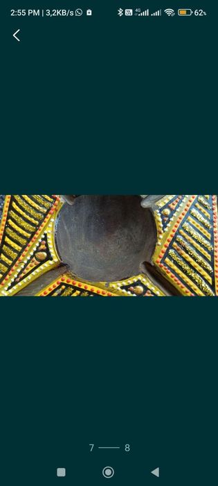 Tablou și scrumiera sculptate manual  în lemn exotic