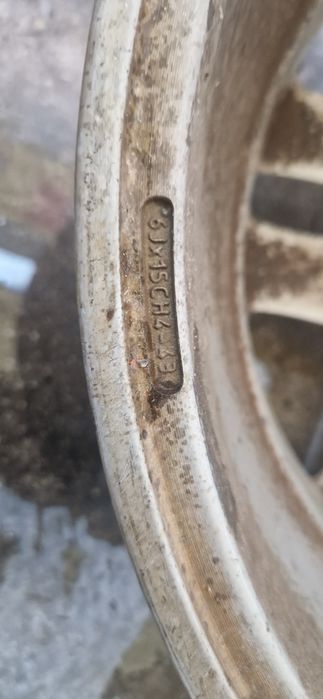 Оригинални алуминиеви джанти 15" Рено