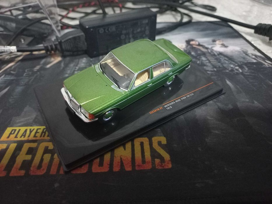 Продам модель w123 240d