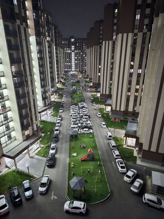 Новостройка 85 м². 3 хона. 2 этаж.