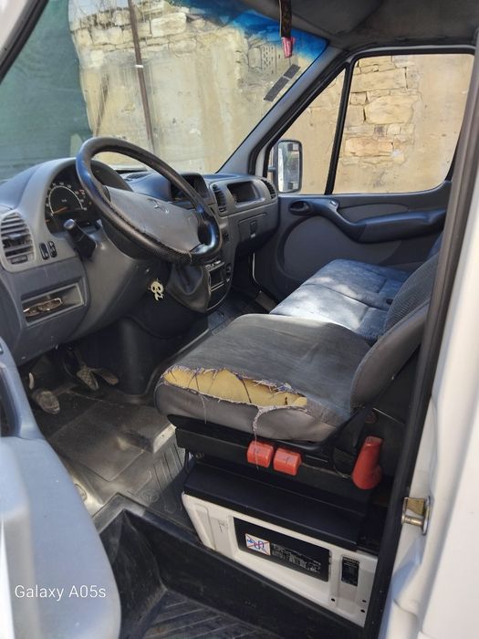 Vând sprinter 316