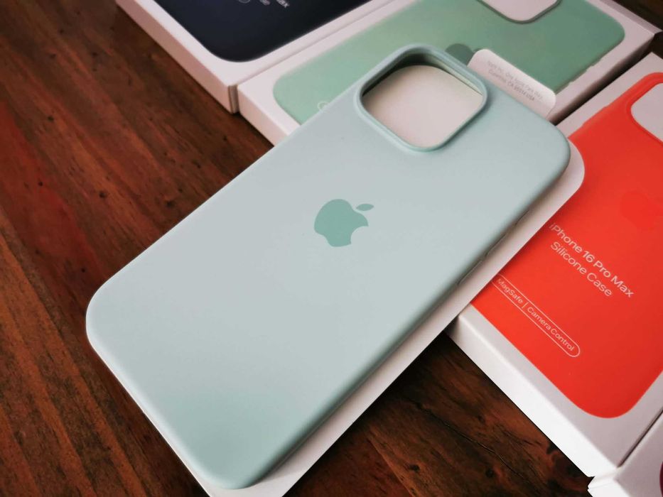 Husa silicon Magsafe + folie sticla ecran Iphone 16 / Pro / MAX / Plus