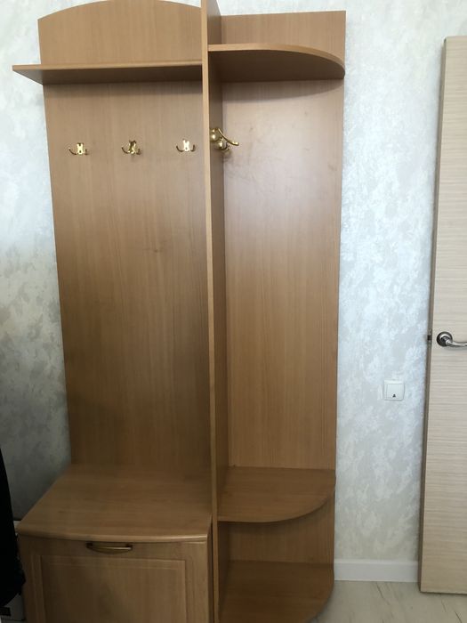 Продам.Прихожую.