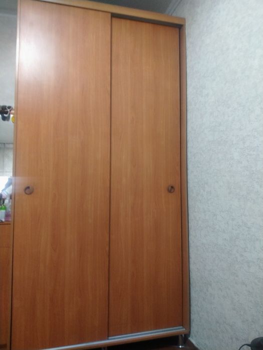 Продается шкаф в хорошем состоянии
